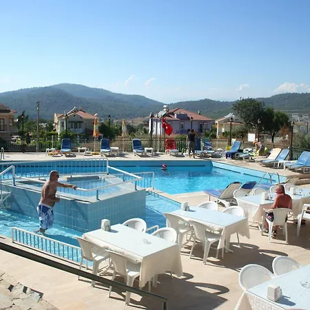 Cypriot فندق 2*